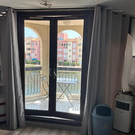 Apartment Chaleureux Avec Piscine Le Barcarès